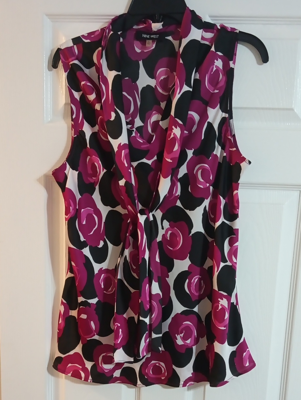 Nine West Magenta and Black Floral Tie-Front Camisole